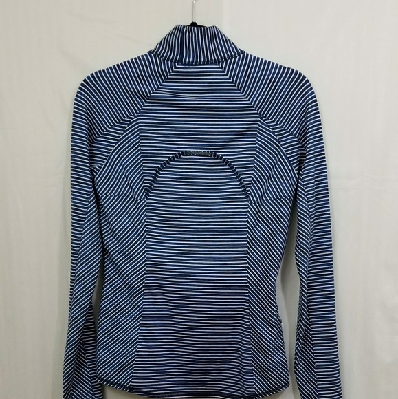 Athleta Quarter Zip pull over - Picture 2 of 8